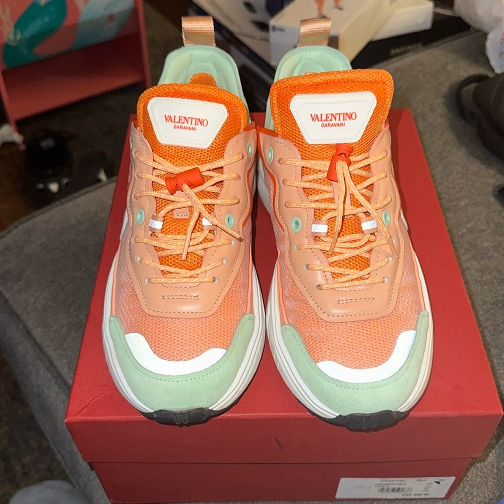 Valentino Garavani Shegoes Sneakers